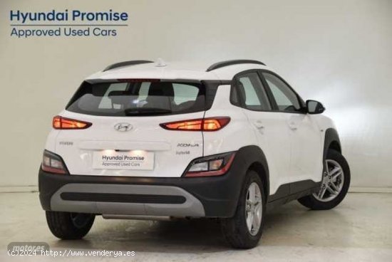 Hyundai Kona FL TGDI 1.0 120CV 48V 4X2 MAXX de 2021 con 22.242 Km por 23.900 EUR. en Barcelona