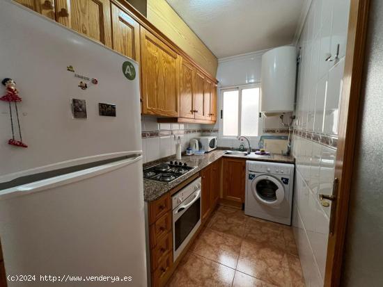 BONITO APARTAMENTO DE 2 DORMITORIOS EN EL CENTRO DE TORREVIEJA!!!! - ALICANTE