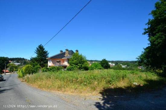 Finca de 912 m2., apta para uno o dos chalés - A CORUÑA