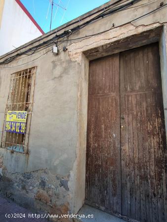 CASA EN OROPESA PUEBLO - CASTELLON