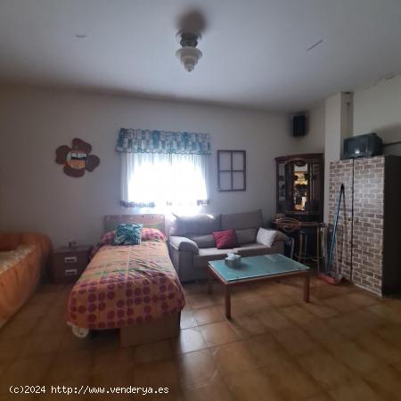 Chalet en Aldeamayor de San Martín - VALLADOLID