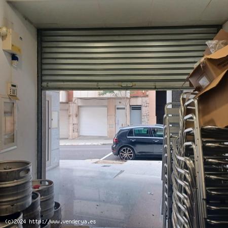 LOCAL COMERCIAL EN VENTA , MUY BIEN SITUADO , ECONÓMICO - BARCELONA