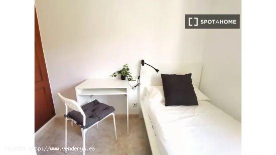 Habitación en piso compartido en el masnou. - BARCELONA