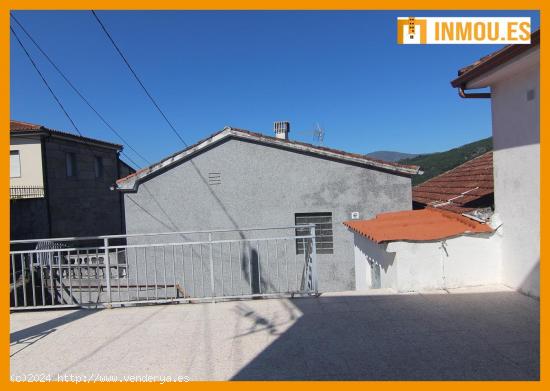 SE VENDE CASA EN XENDIVE (LOBIOS) - ORENSE