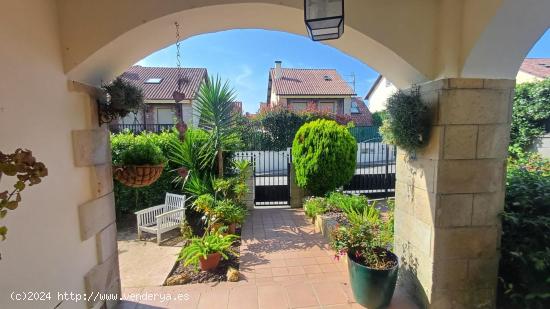 Maravilloso Chalet en un entorno de tranquilidad - CANTABRIA