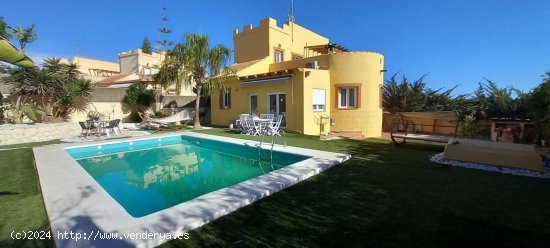 Villa en venta en Vera (Almería)