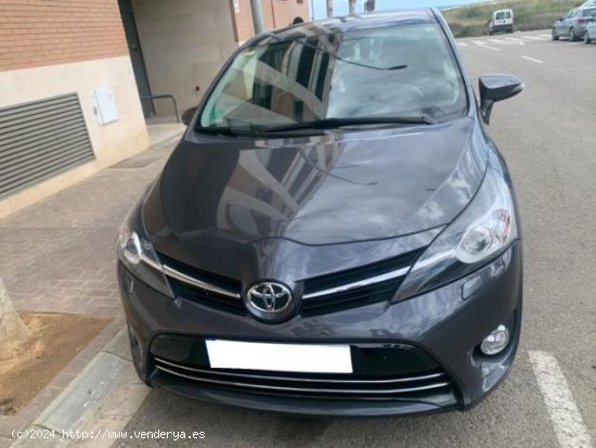  TOYOTA Verso en venta en AlcarrÃ s (Lleida) - AlcarrÃ s 