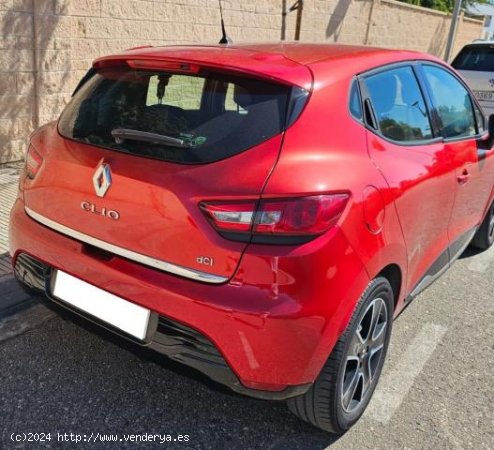 RENAULT Clio en venta en AlcarrÃ s (Lleida) - AlcarrÃ s