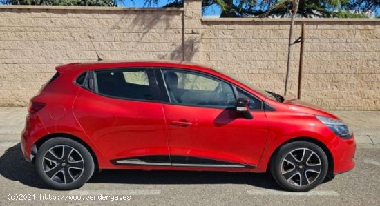 RENAULT Clio en venta en AlcarrÃ s (Lleida) - AlcarrÃ s