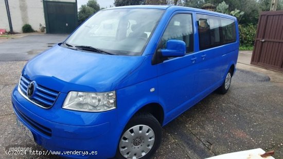  Volkswagen Caravelle 2.5 tdi 130cv de 2007 con 243.000 Km por 16.500 EUR. en Cordoba 