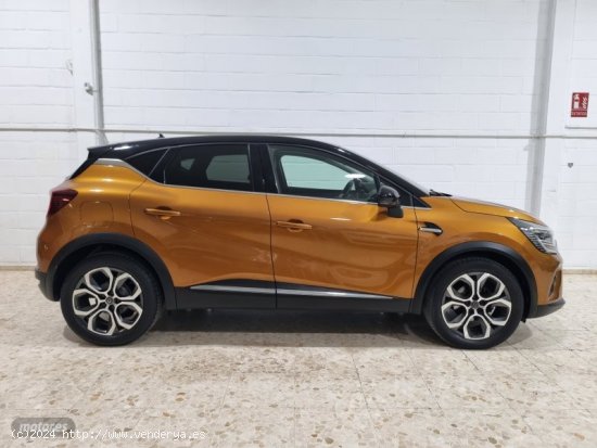 Renault Captur Zen tce 130 cv de 2020 con 42.000 Km por 15.800 EUR. en Sevilla