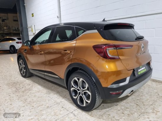 Renault Captur Zen tce 130 cv de 2020 con 42.000 Km por 15.800 EUR. en Sevilla