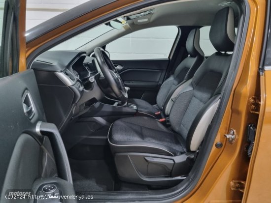 Renault Captur Zen tce 130 cv de 2020 con 42.000 Km por 15.800 EUR. en Sevilla