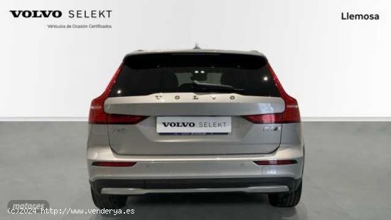 Volvo V 60 V60 Cross Country Ultimate, B4 AWD Semihibrido, Diesel, Bright de 2024 con 13.372 Km por 