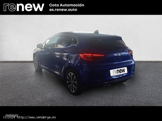 Renault Clio TECHNO TCE 90 de 2023 con 29.000 Km por 17.600 EUR. en Madrid