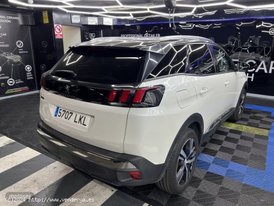 Peugeot 3008 1.5 BlueHDi 96kW S&S Allure de 2020 con 169.000 Km por 15.999 EUR. en Madrid