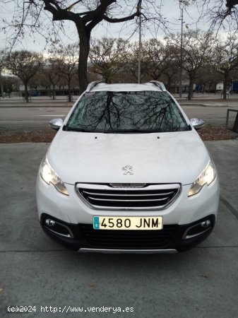 Peugeot 2008 Allure BlueHDI 100 de 2016 con 92.100 Km por 10.490 EUR. en Barcelona