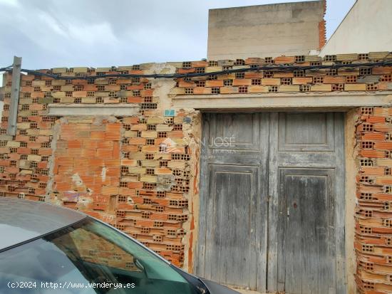 SE VENDE SOLAR URBANO EN ASPE ZONA DE COLEGIOS E INSTITUTOS - ALICANTE