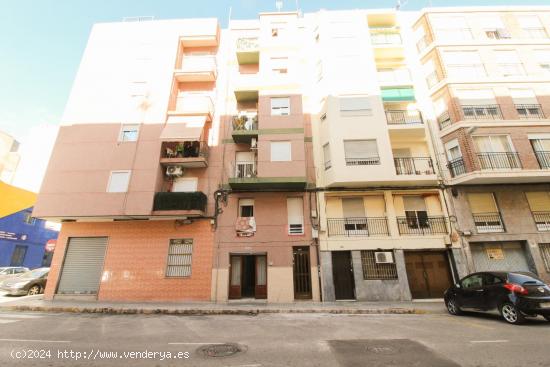  LOCAL COMERCIAL EN VENTA, 76 m2, UN BAÑO, UN PATIO DE LUZ, OPORTUNIDAD, ¡¡INFORMATE!! - ALICANTE 