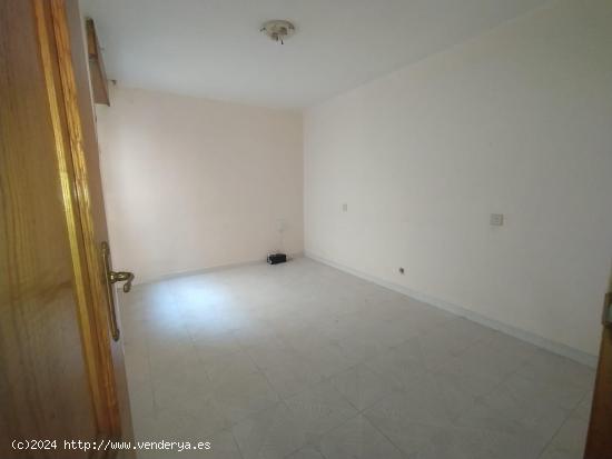 VENTA DE PISO EN ZONA ESTACIÓN EN PONFERRADA - LEON