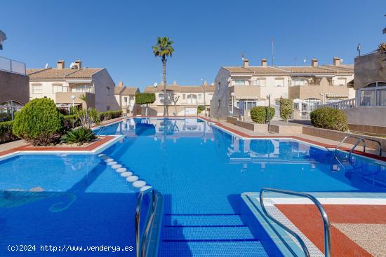 Bungalow planta alta en Aguas Nuevas - ALICANTE