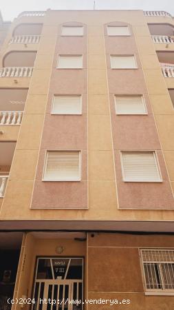 2 HABS MUY CERCA PLAYA LOS LOCOS Y PLAYA CURA 105.000€ - ALICANTE