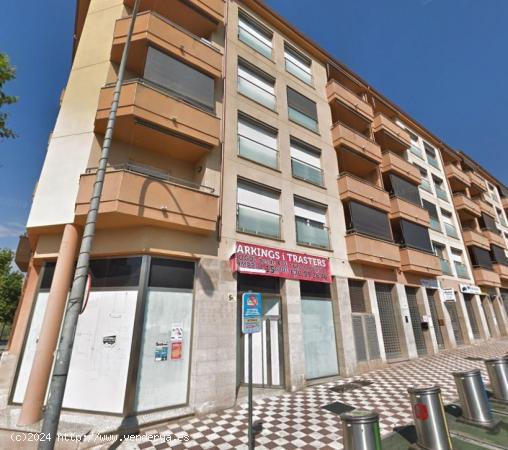  LOCAL COMERCIAL A ESPARREGUERA - BARCELONA 