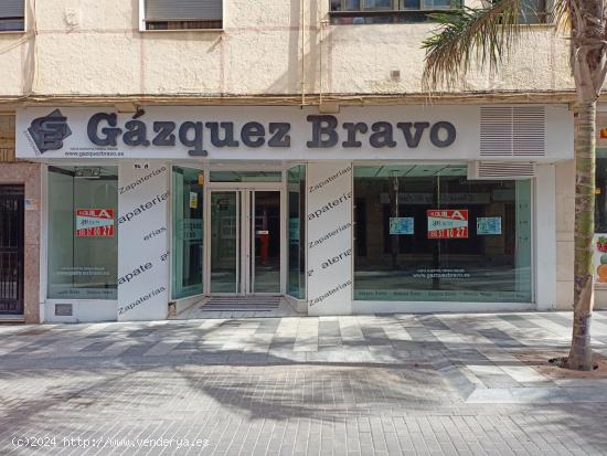  LOCAL COMERCIAL CENTRO DE EL EJIDO - ALMERIA 