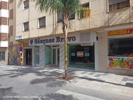 LOCAL COMERCIAL CENTRO DE EL EJIDO - ALMERIA