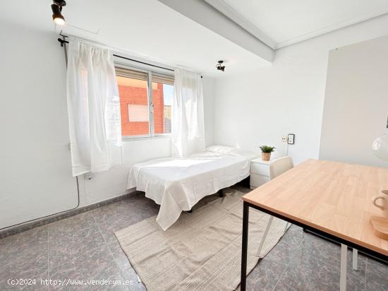  HABITACIÓN EN ALQUILER EN SAGUNTO - VALENCIA 