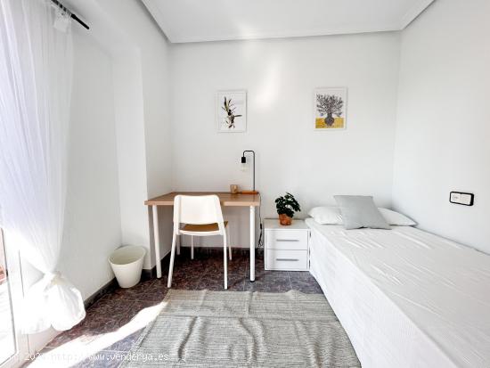 HABITACIÓN EN ALQUILER EN SAGUNTO - VALENCIA