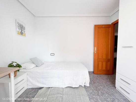 HABITACIÓN EN ALQUILER EN SAGUNTO - VALENCIA