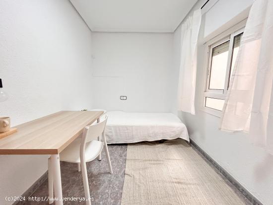 HABITACIÓN EN ALQUILER EN SAGUNTO - VALENCIA