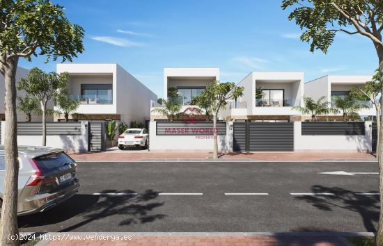 Villas modernas de nueva construcción en San Pedro del Pinatar con piscina privada - MURCIA