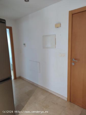 ¡Se Alquila Acogedor Piso de 1 Habitación en Murcia - MURCIA