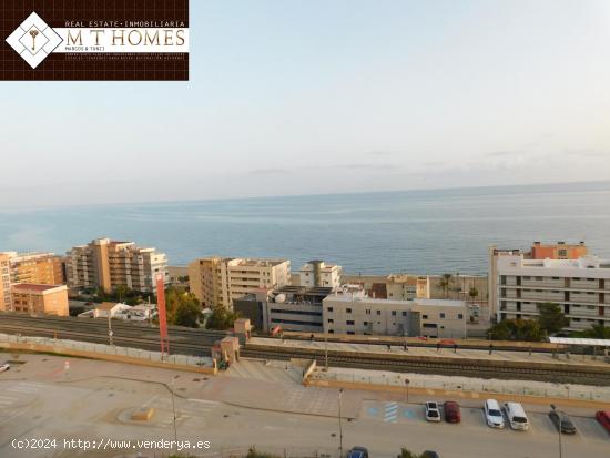 ÁTICO- DÚPLEX CON VISTAS FRONTALES AL MAR EN FUENGIROLA - MALAGA