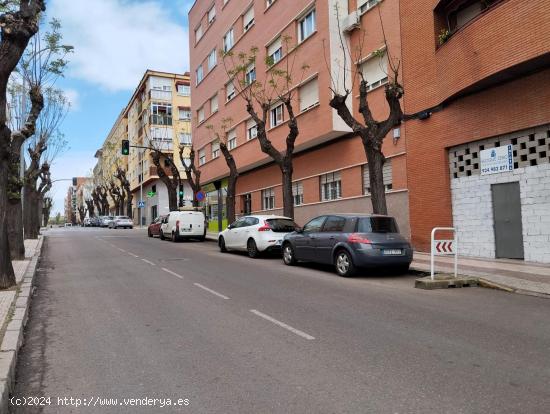 LOCAL COMERCIAL EN BRUTO SAN FERNANDO - BADAJOZ - BADAJOZ