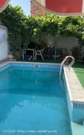 GRAN CASA EN ALDEA DEL CANO - CACERES