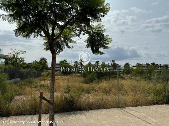 Terreno urbano en la Plana - BARCELONA