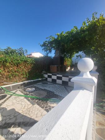 AOC VENDE,CHALET INDEPENDIENTE 5 HAB,BAÑO,ASEO Y PISCINA - TOLEDO