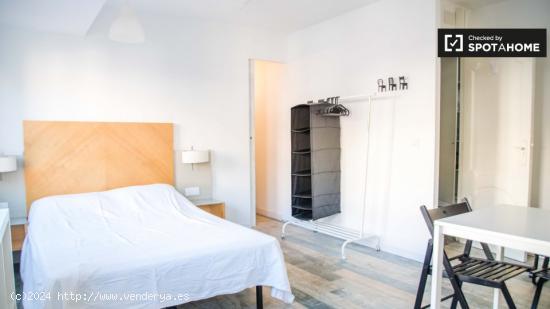 Luminoso apartamento estudio en alquiler en Camins al Grau - VALENCIA