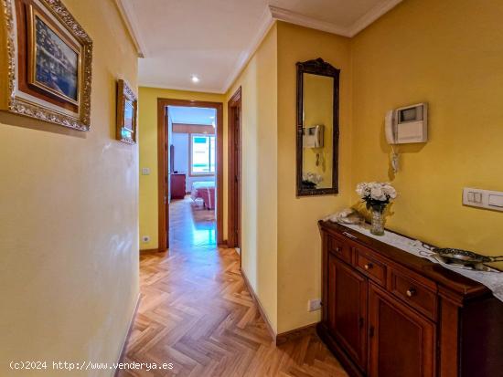 Se vende piso con vistas en la Corveira - A CORUÑA