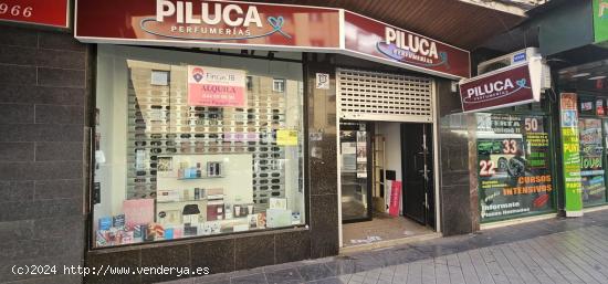  Local comercial de 138 m² Avenida Dilar - GRANADA 