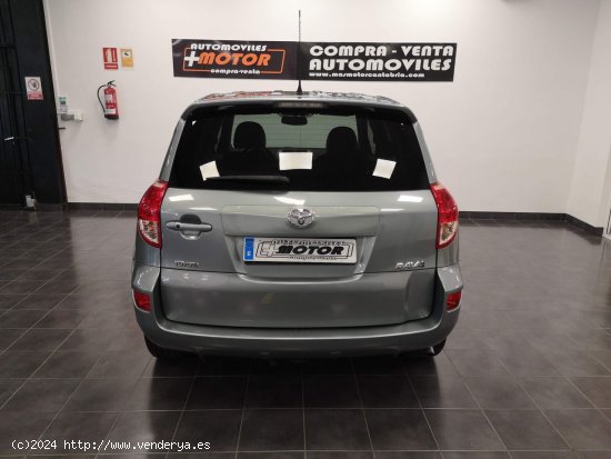 Toyota Rav4 2.2 D-CAT EXECUTIVE - Torrelavega