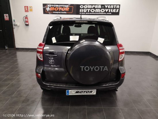 Toyota Rav4 2.2 D-4D EXECUTIVE - Torrelavega