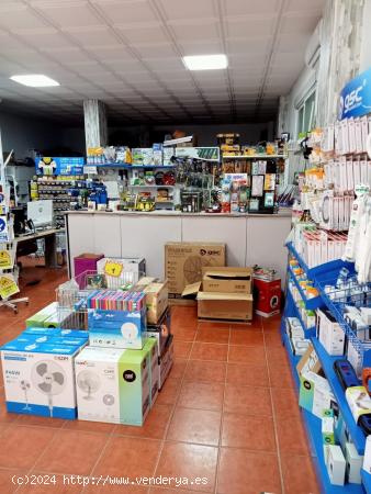 OPORTUNIDAD DE LOCAL COMERCIAL EN BURGUILLOS, SEVILLA. - SEVILLA