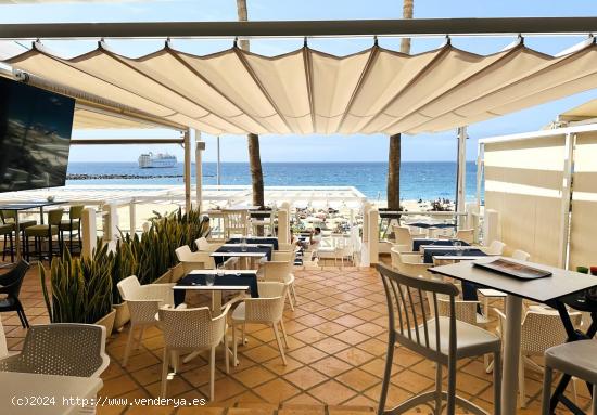  TRASPASO DE RESTAURANTE EN PRIMERA LINEA PLAYA DE LOS CRISTIANOS - SANTA CRUZ DE TENERIFE 