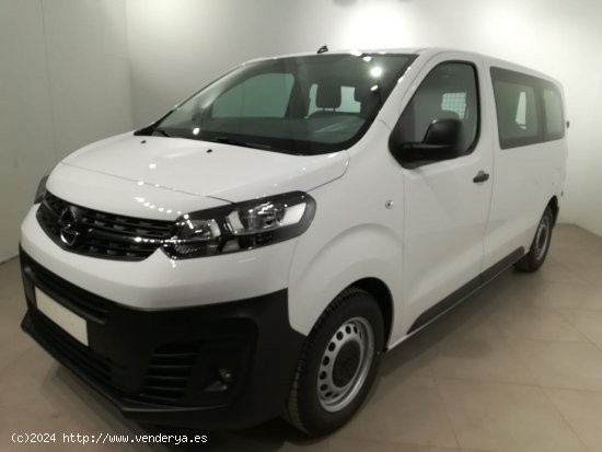  Opel Vivaro DOBLE CABINA T.M. EXPRESS 1.5D 120CV 6V - Álava 