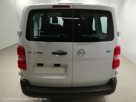 Opel Vivaro DOBLE CABINA T.M. EXPRESS 1.5D 120CV 6V - Álava