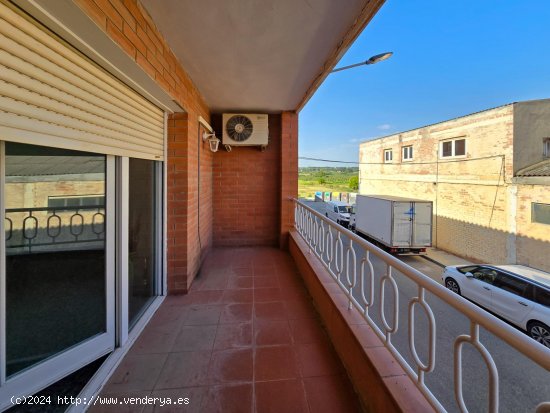 Unifamiliar adosada en venta  en Albatàrrec - Lleida